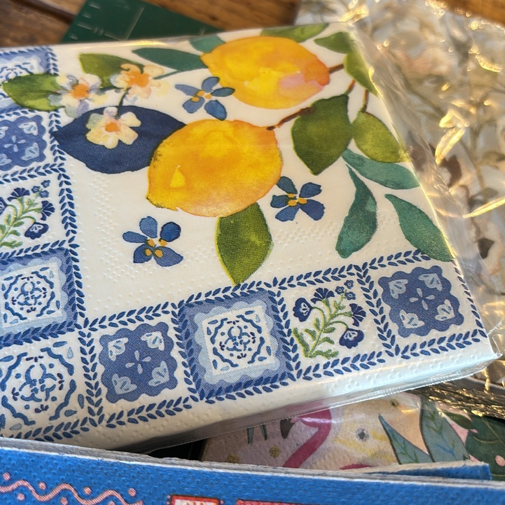 200+ Floral Fruit Sardine Lemon Fish Patterned Napkins paper crafts decoupage - Picture 3 of 7